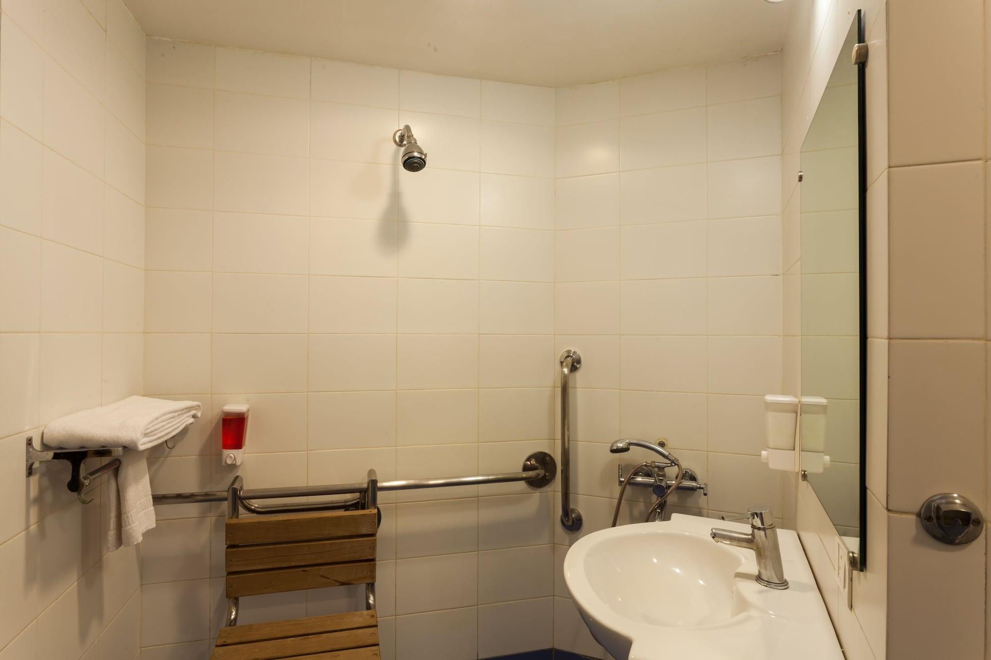 Ginger Agartala Hotel Eksteriør billede